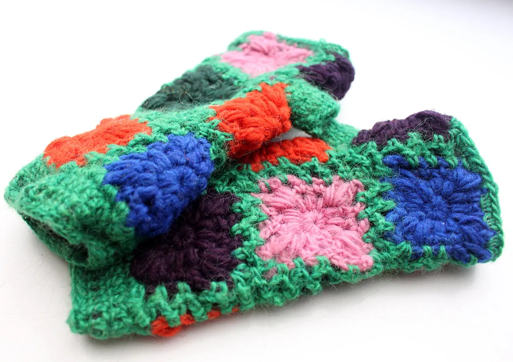 Attractive Green, Pink and Orange Color Finger Less Gloves